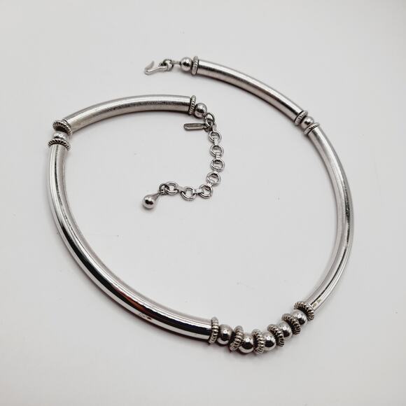 Vintage MONET Silver Tone Beaded Necklace 17 Inch Tubular Beads Signed - Picture 10 of 10